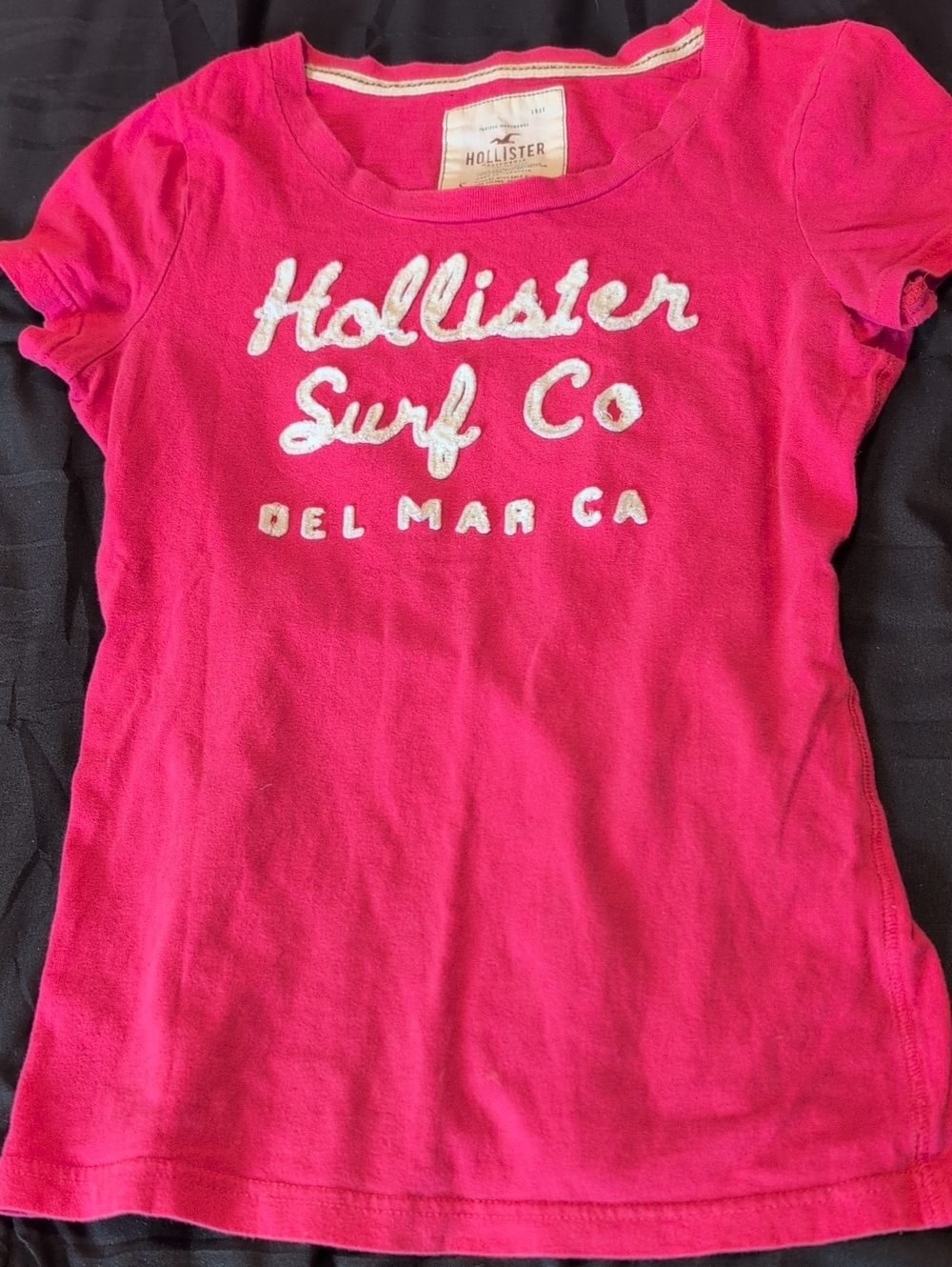 Hollister Bright Pink 'Hollister Surf Co Del Mar CA' Embroidered Tee